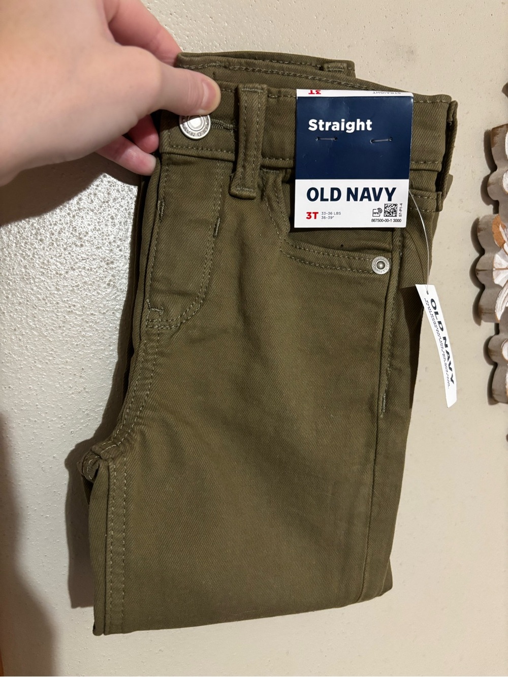 Old Navy Straight-Leg Built-In Flex Jeans